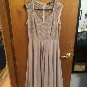 Floor length dress (grey)